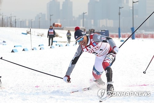 In this file photo taken on Jan. 20, 2017, skier Kim Magnus competes in a special sprint event at the Seoul International Cross-Country Competition in Seoul. (Yonhap)