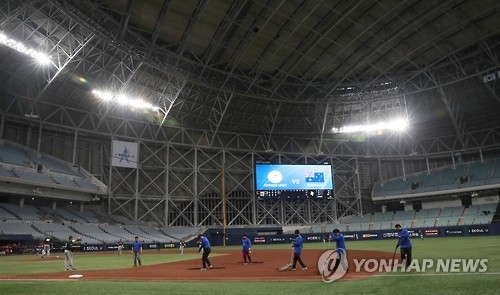 (WBC) MLB commissioner foresees regular season game in S. Korea in future - 1