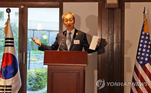 Ambassador Ahn Ho-young (Yonhap file photo)