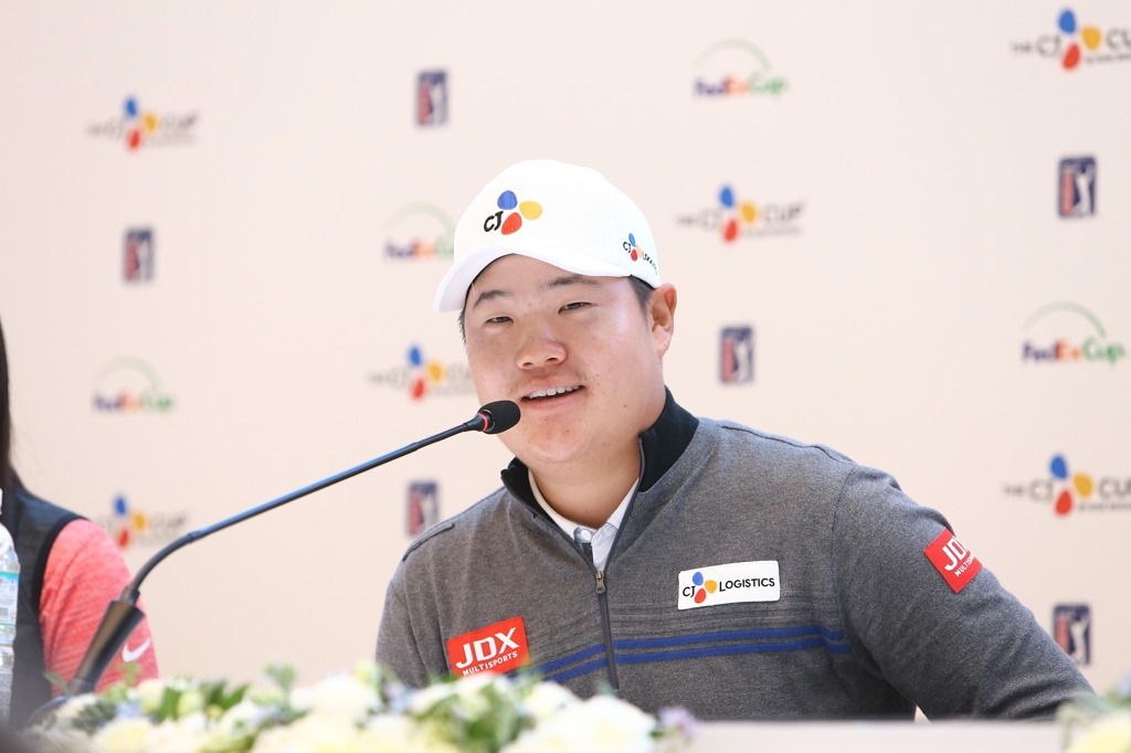 Im Sung-jae of South Korea speaks at a press conference ahead of the PGA Tour's CJ Cup @ Nine Bridges at the Club at Nine Bridges in Seogwipo, Jeju Island, on Oct. 16, 2018, in this photo courtesy of JNA Golf. (Yonhap)