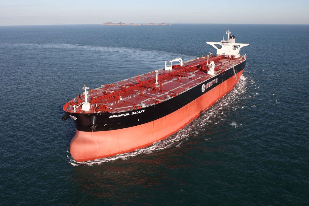 This photo, provided by Korea Shipbuilding & Offshore Engineering Co. on Jan. 12, 2020, shows an oil tanker built by Hyundai Heavy Industries Co. (PHOTO NOT FOR SALE) (Yonhap)