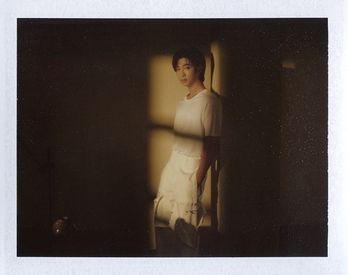 Cette photo dévoilée par Big Hit Music le jeudi 24 novembre 2022 sur les réseaux sociaux montre une image du premier album solo officiel de RM, le leader de Bangtan Boys (BTS), «Indigo», qui sortira le 2 décembre. (Revente et archivage interdits)