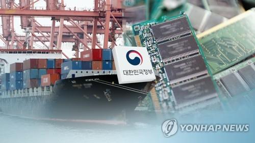 日本は昨年７月、韓国に対し半導体・ディスプレー材料３品目の輸出規制を強化する措置を取った（コラージュ）＝（聯合ニュースＴＶ）