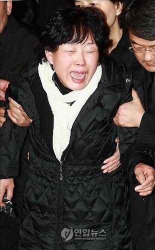 <"엄마는 어떻게 살라고" 故 최진영 영결식> - 3