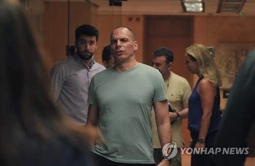 그리스 재무장관 전격 사임…"채권단 협상 압박용"(종합) - 2
