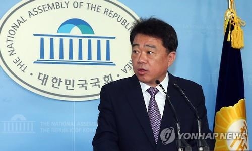 與 지도부 '핵무장론' 공론화…정부 '한반도 비핵화' 유지(종합2보) - 3