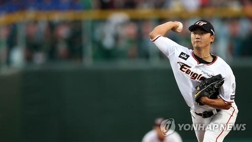 <프로야구> 안영명 2억8천…한화, 연봉 계약 완료 - 2