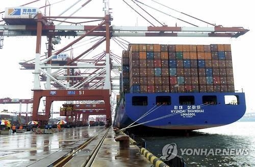 작년 12월 美무역적자 2.7%↑ 434억달러, 연간 적자폭 4.6%↑(종합) - 2