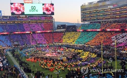 50돌 맞은 슈퍼볼 '드라마' 약했나…시청자 수·SNS 활동 감소 - 2