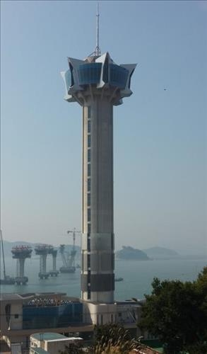 영광 향화도에 111m '칠산타워' 준공…서해 비경 한눈에 - 2