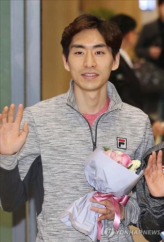 '매스스타트 황제' 이승훈 "쇼트트랙이 큰 자산…고마움 느껴요" - 3