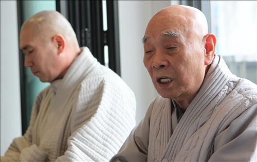 "명상은 지혜로 이끌어주는 한국불교의 전통 수행법" - 2