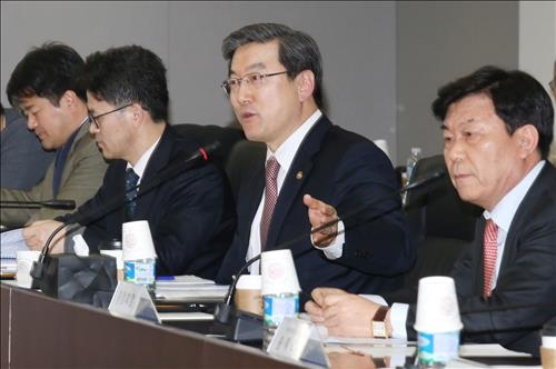 중기청장 "전통시장 상가 임대료 상승제한 협약 검토"(종합) - 2
