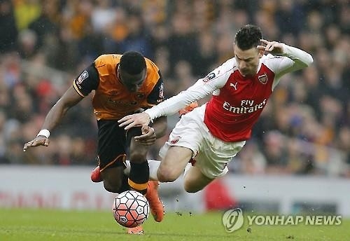 아스널, 헐시티와 FA컵 16강서 0-0 비겨 재경기 - 2