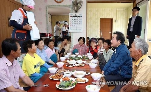 '농민이 좋아하니'…나주시, 마을공동급식 대폭 확대 - 2
