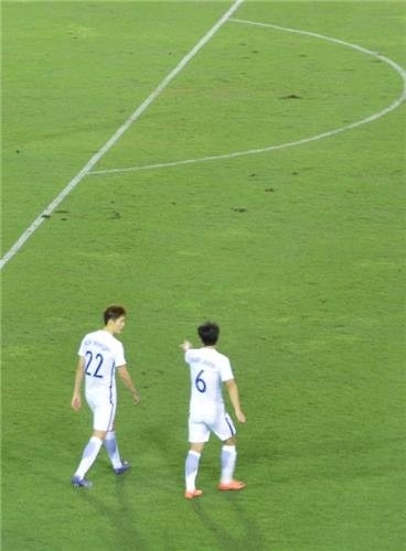 <월드컵축구> 태국의 무른 잔디와 싸운 태극전사들 - 2