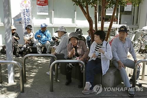 서울이 늙어간다…2030년 60세이상 320만명, 세계 8위 - 5