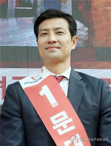 '금빛 발차기' 노린 문대성 고향 인천서 '판정패' - 2