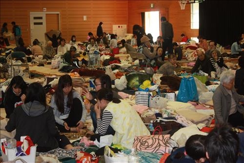 <르포> '가족 8명이 죽 두그릇'…日지진대피소 더 달라는 사람 없었다 - 2