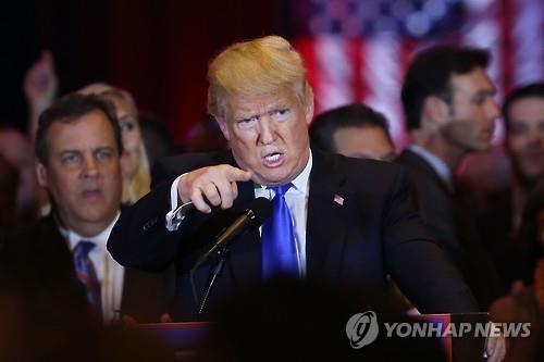 트럼프 부통령 러닝메이트에 크리스티·케이식·언스트 거론 - 3