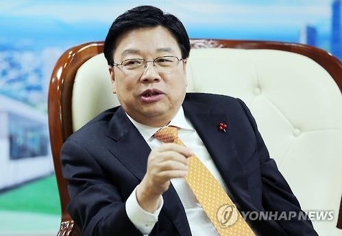 "공무원 안 움직인다" 권선택 대전시장 강하게 질타 - 2
