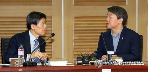윤영관 "주변 4강, 통일 방해 원심력…통합 구심력 강화해야" - 2