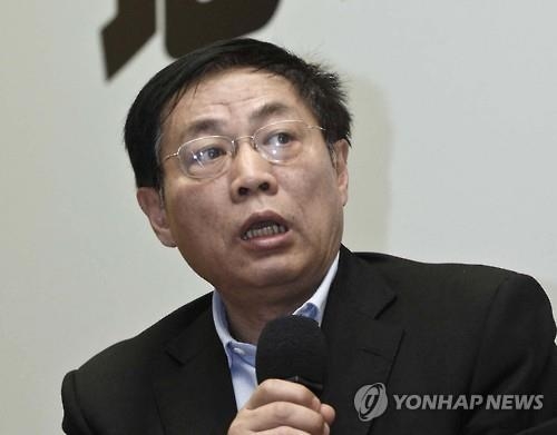 돌아온 런즈창, 中 네티즌에 "독립적 사고가 가장 중요" - 2