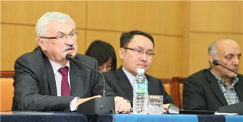 문정인 교수 "도민 합의로 제주 청사진 만들어야" - 4