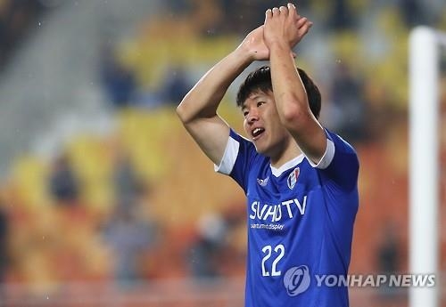 <프로축구> 수원 권창훈, 발목 부상 장기화…'신태용호도 촉각' - 2