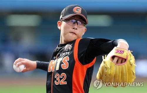 <프로야구> 롯데 박세웅, 7이닝 3실점…개인 최다 9K - 2