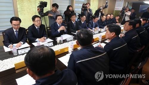 "우리도 살아야 한다"…조선 5사 사내협력사 뭉친다 - 2
