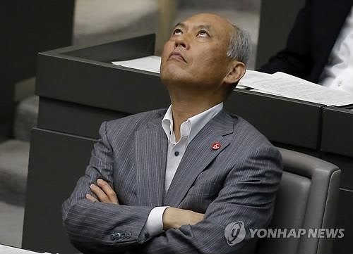 日 '중도사퇴' 도쿄지사 선거에 500억원 사라진다 - 2