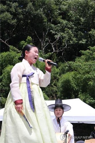 남원 비전마을 국악축제 개막… 안숙선 등 명창ㆍ명인 공연 - 2