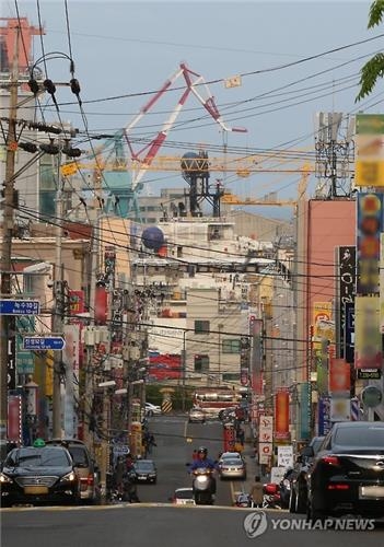 "장사 안돼 당장 문 닫을 판인데 파업까지 한다니…" - 2