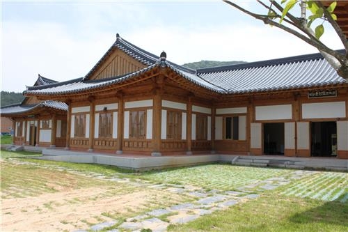 윤선도 문학정신 계승…보길도에 문인 창작실 개원 - 2