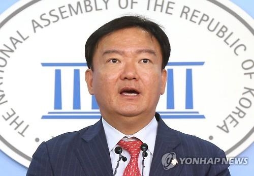 與, 野2당 '도덕성 악재' 연발에 공세수위 강화 - 3