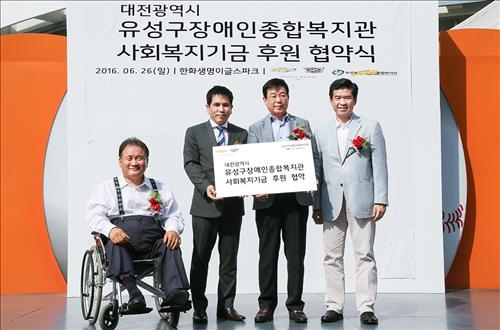 한국GM 사장, 대전 한화 홈구장서 '신형 말리부' 마케팅 - 3