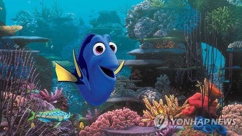 '도리를 찾아서' 북미 흥행 1위 수성…전세계 4억달러 - 3
