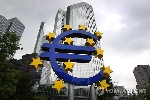 <브렉시트> ECB 총재 "중앙銀 정책공조 중요…환율전쟁은 공멸의 길"(종합2보) - 2