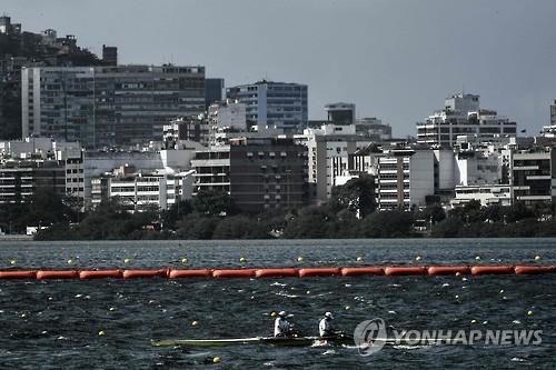 <올림픽> 미디어센터에 총탄 날아들고 외국 장관 강도당해…치안불안 계속 - 3