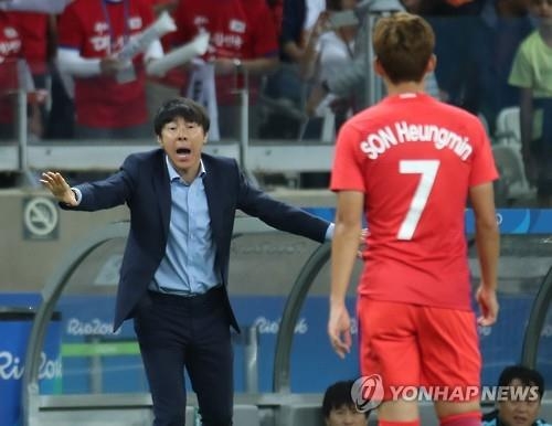 <올림픽> 신태용 "골짜기 세대 성장했다…한국축구 미래는 밝다" - 2