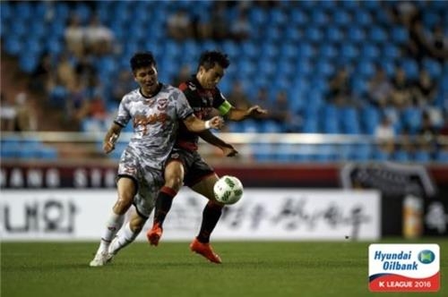 -프로축구- 포항, 강상우 극장골로 상주 격파 - 2