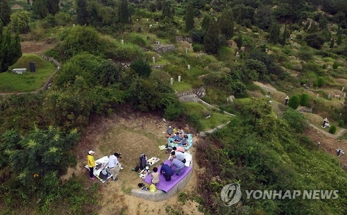 가을 기운 '물씬'…전국 유원지·축제장 행락객 '북적' - 3