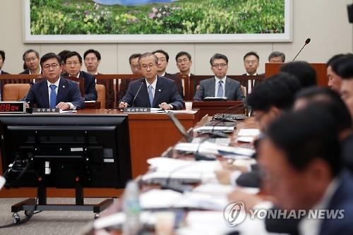 <국감쟁점> 외통위, 북핵해법·日위안부합의 공방 전망 - 2