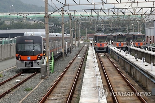 2009년 파업으로 멈춰 선 부산도시철도 ［연합뉴스 자료 사진］
