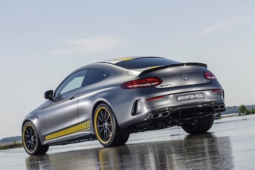 더 뉴 메르세데스-AMG C 63 S 쿠페 에디션1