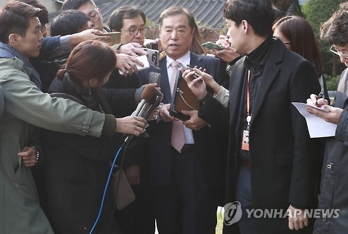 김병준 "朴대통령 담화, 檢수사·조사 수용…고맙다"(종합2보) - 1