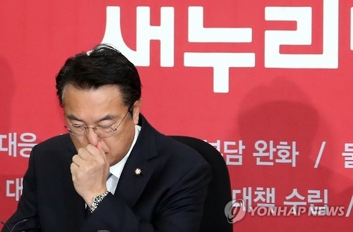 정진석 "이정현, 당분열 막기위해 현명한 판단 내려야" - 1