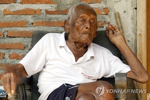 지난해 말 146번째 생일을 맞은 음바 고토 씨.