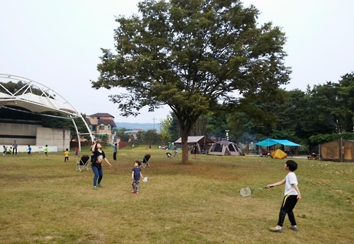 마장호수 잔디밭